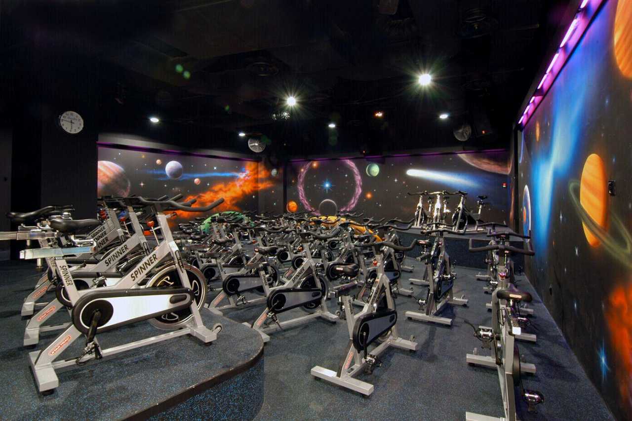 開(kāi)家健身房