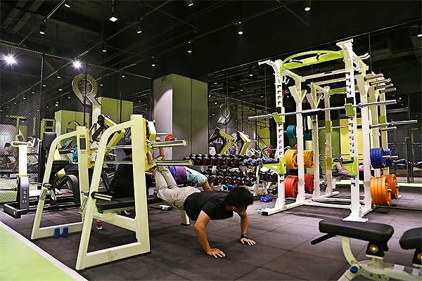 「健身房投資問(wèn)答」開(kāi)個(gè)健身房工作室要多少錢(qián)